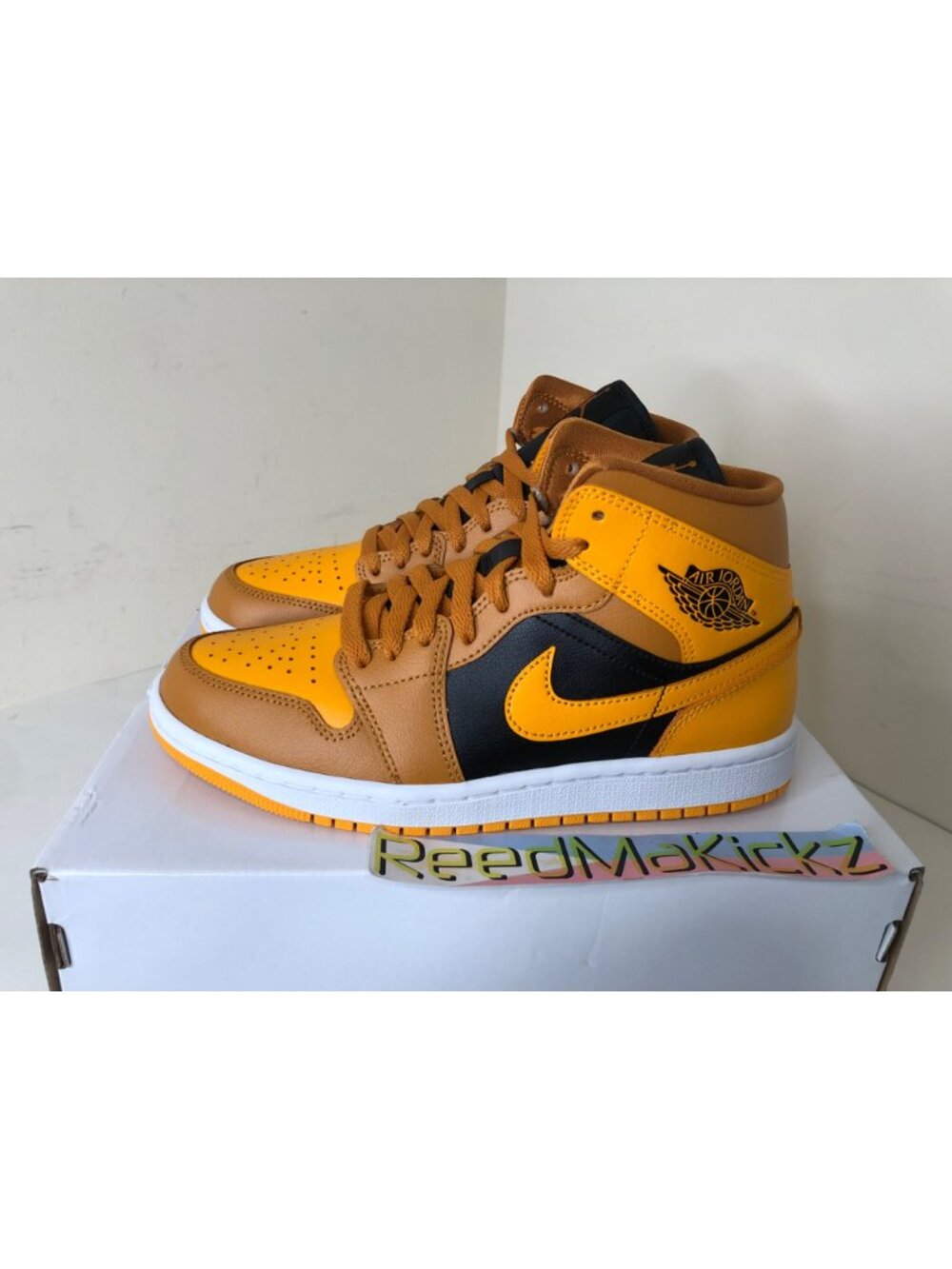 Jordan 1 Mid Chutney Taxi womens 6us